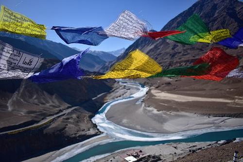 Admirer les paysages grandioses de l'Himalaya - Confluence de l'Indus et du Zanskar